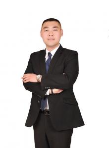 张宇 